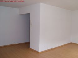 zentrale 1-Raum-Wohnung mit Blick auf das Uhrenmuseum (152-009-00)