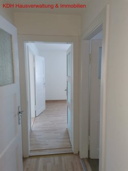 entzückende 3-RW in ruhiger, grüner Randlage (061-003-00) — Flur