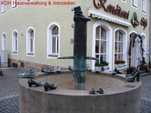 3,5-Raum-Wohnung im Herzen von Dippoldiswalde (067-002) — Der Schuhbrunnen von Peter Fritzsche