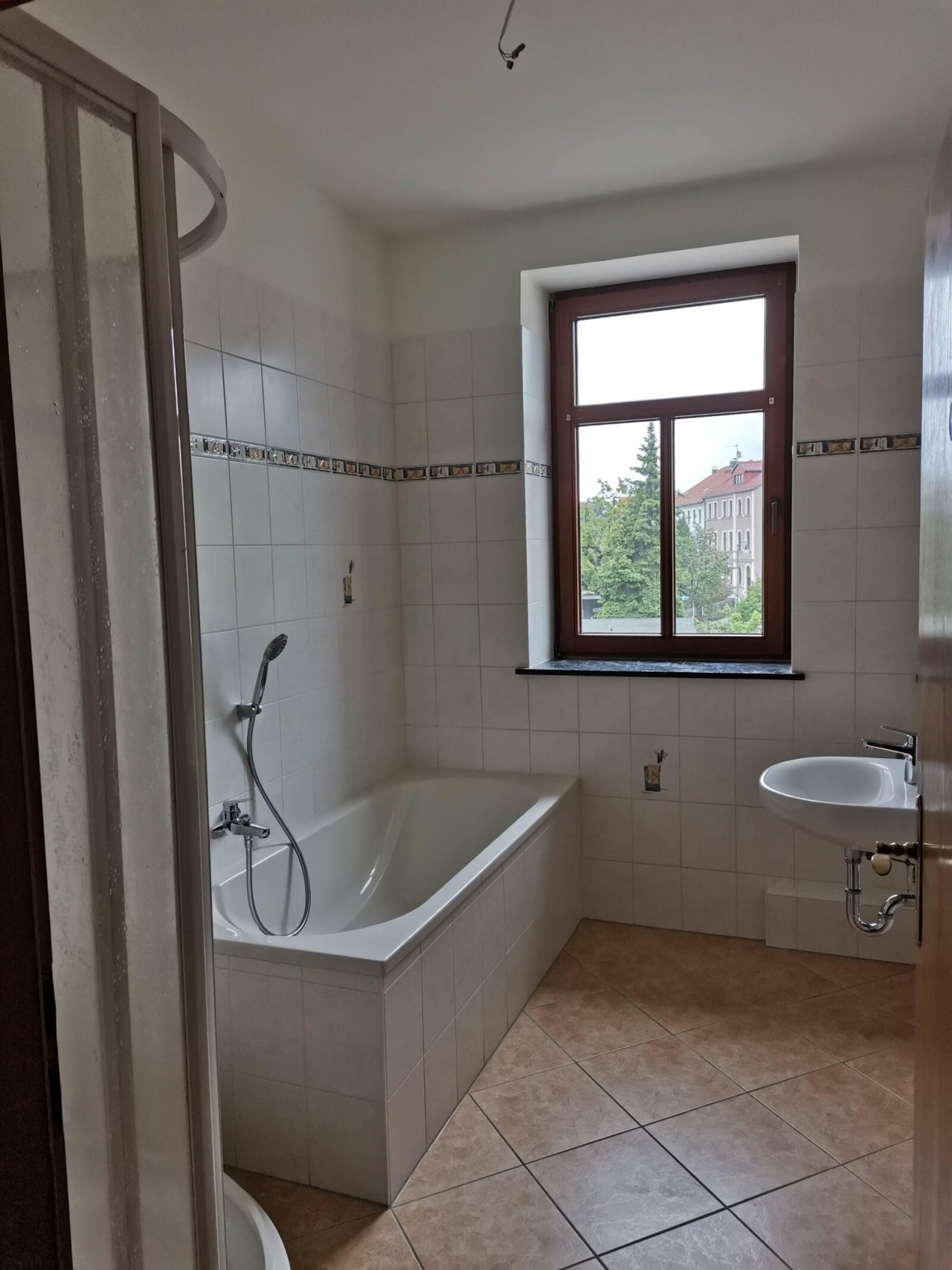 3,5-Raum-Wohnung im Herzen von Dippoldiswalde (067-002) — Bad