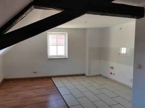 gemütliche Dachgeschosswohnung im Stadtzentrum von Dippoldiswalde (139-004) — Küchenbereich