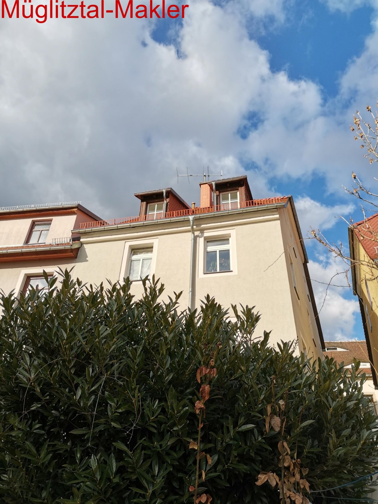 gemütliche Dachgeschosswohnung im Stadtzentrum von Dippoldiswalde (139-004)