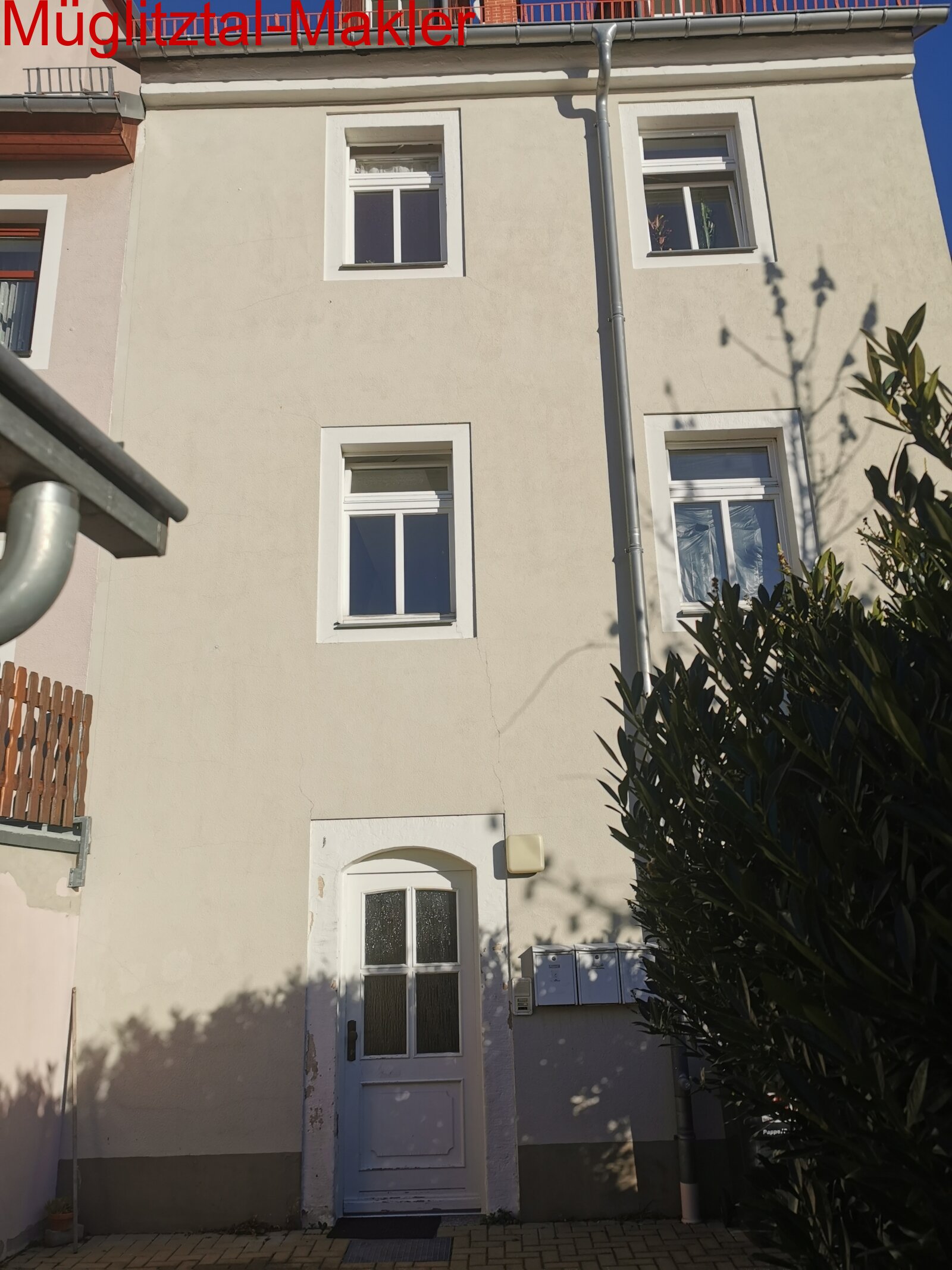 gemütliche Dachgeschosswohnung im Stadtzentrum von Dippoldiswalde (139-004)