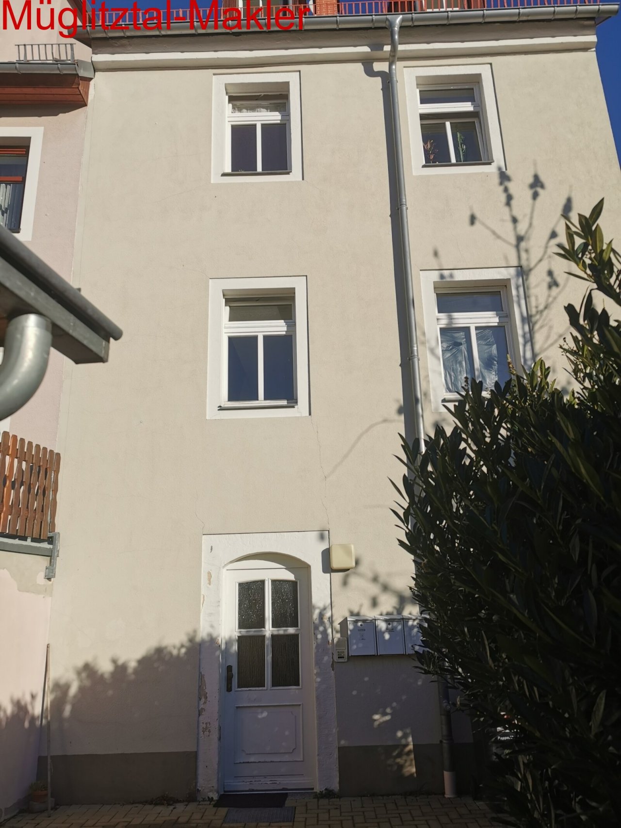 gemütliche Dachgeschosswohnung im Stadtzentrum von Dippoldiswalde (139-004)